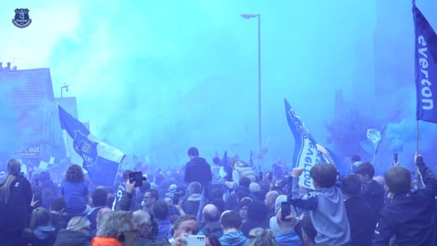 Behind the Scenes: Everton fans show passion in Chelsea win